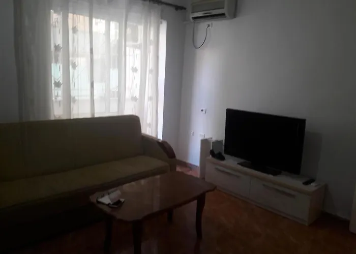 Apartament Tirane 21 Dhjetori